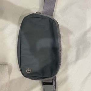 Lulu belt bag